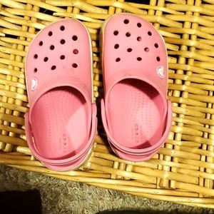 Kids pink crocs